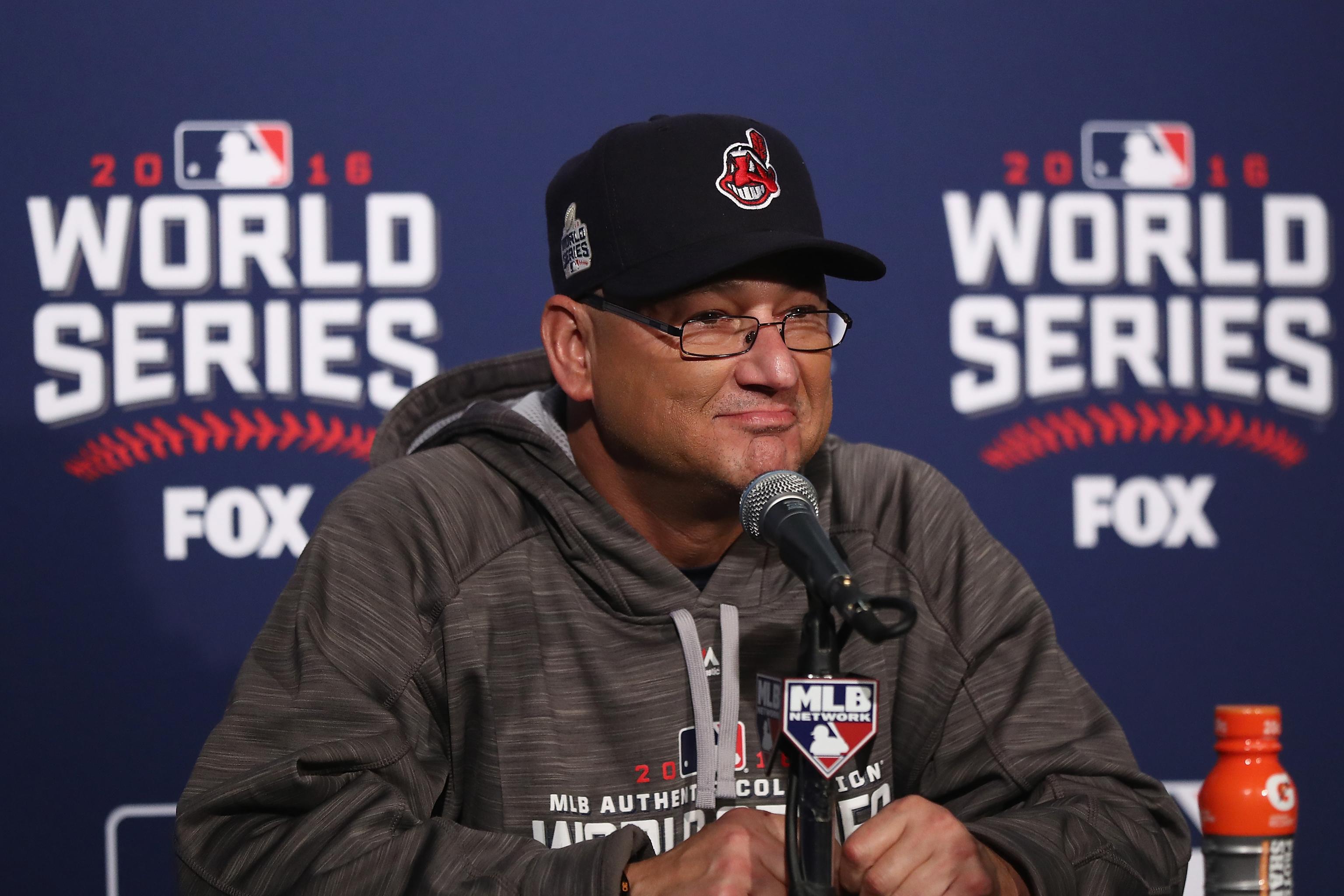 Terry Francona wins 2016 American League Manager of the Year Award -  Covering the Corner