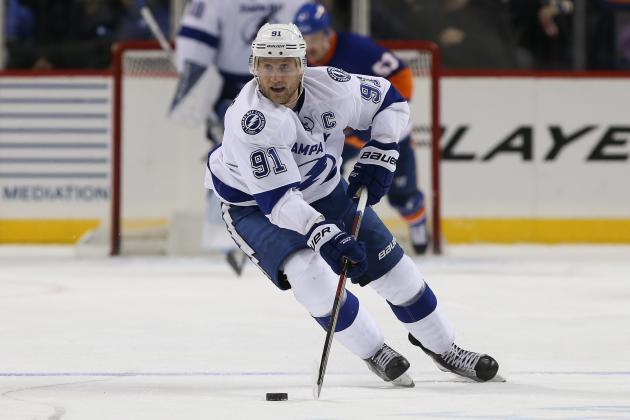 Nov 14, 2016; Brooklyn, NY, USA; Tampa Bay Lightning center Steven Stamkos (91) carries the puck up ice during the third period against the New York Islanders at Barclays Center. Tampa Bay won 4-0.  Mandatory Credit: Vincent Carchietta-USA TODAY Sports