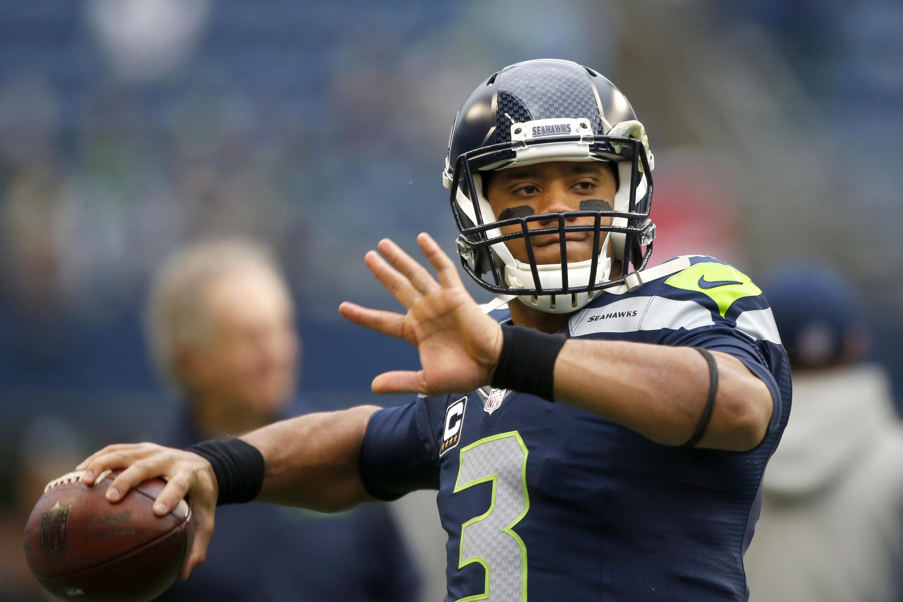 The Seahawks sideline reacts after Doug Baldwin's touchdown reception from  Russell Wilson in the second quarter.