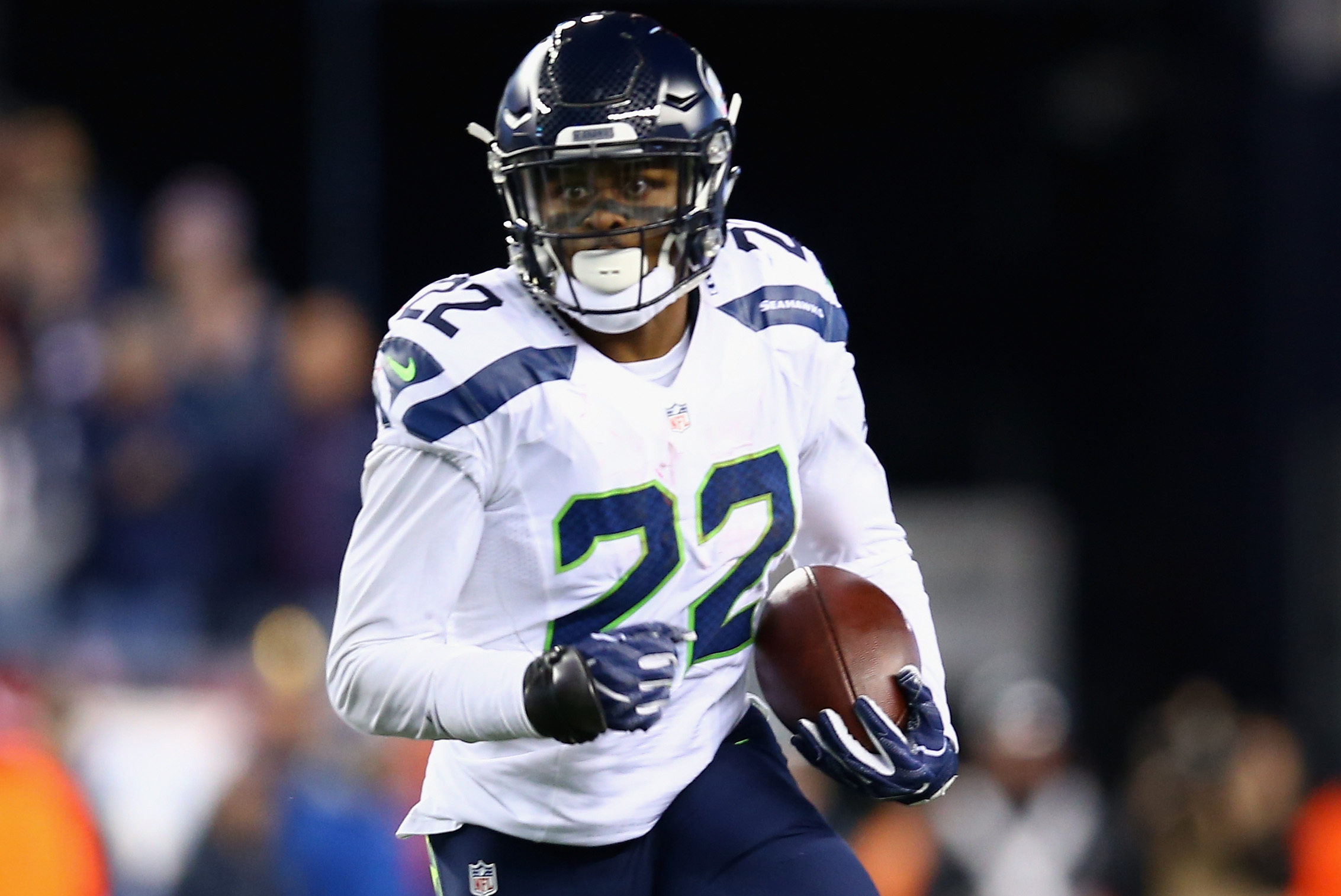 Jimmy Graham, Thomas Rawls return to Seahawks with limited roles