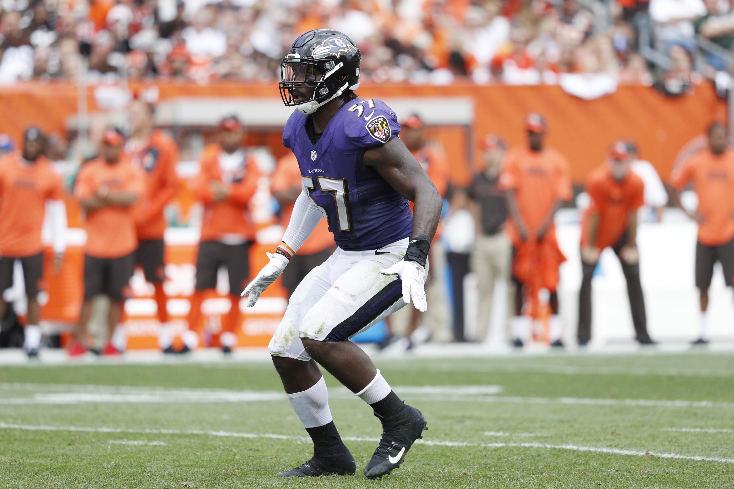 CJ Mosley Ran Onto The Field As Bane Today