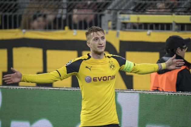 Marco Reus of Borussia Dortmundduring the UEFA Champions League group F match between Borussia Dortmund and Legia Warsaw on November 22, 2016 at the Signal Iduna Park stadium in Dortmund, Germany.(Photo by VI Images via Getty Images)