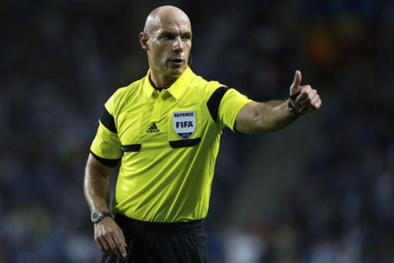 Howard Webb Says Premier League Players Asked for Bookings over Christmas Period