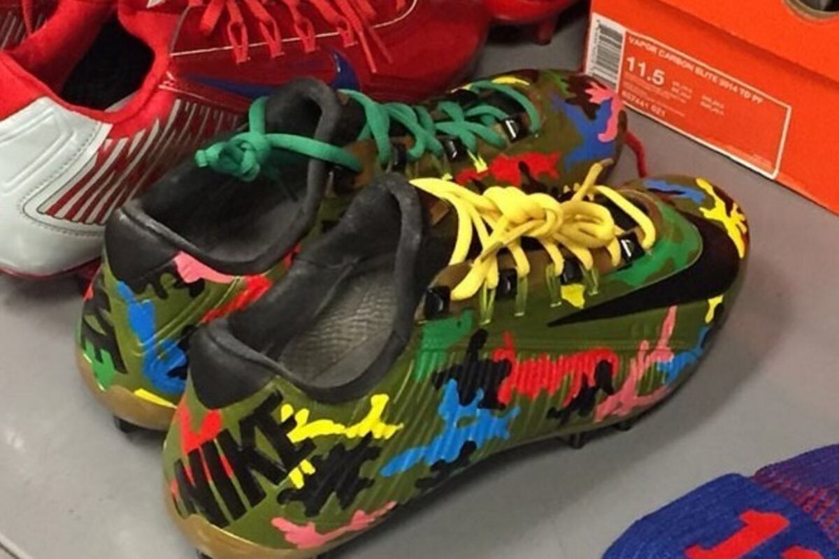 Odell Beckham Jr. to Wear PaintSplatter Cleats Before Game vs. Browns News, Scores