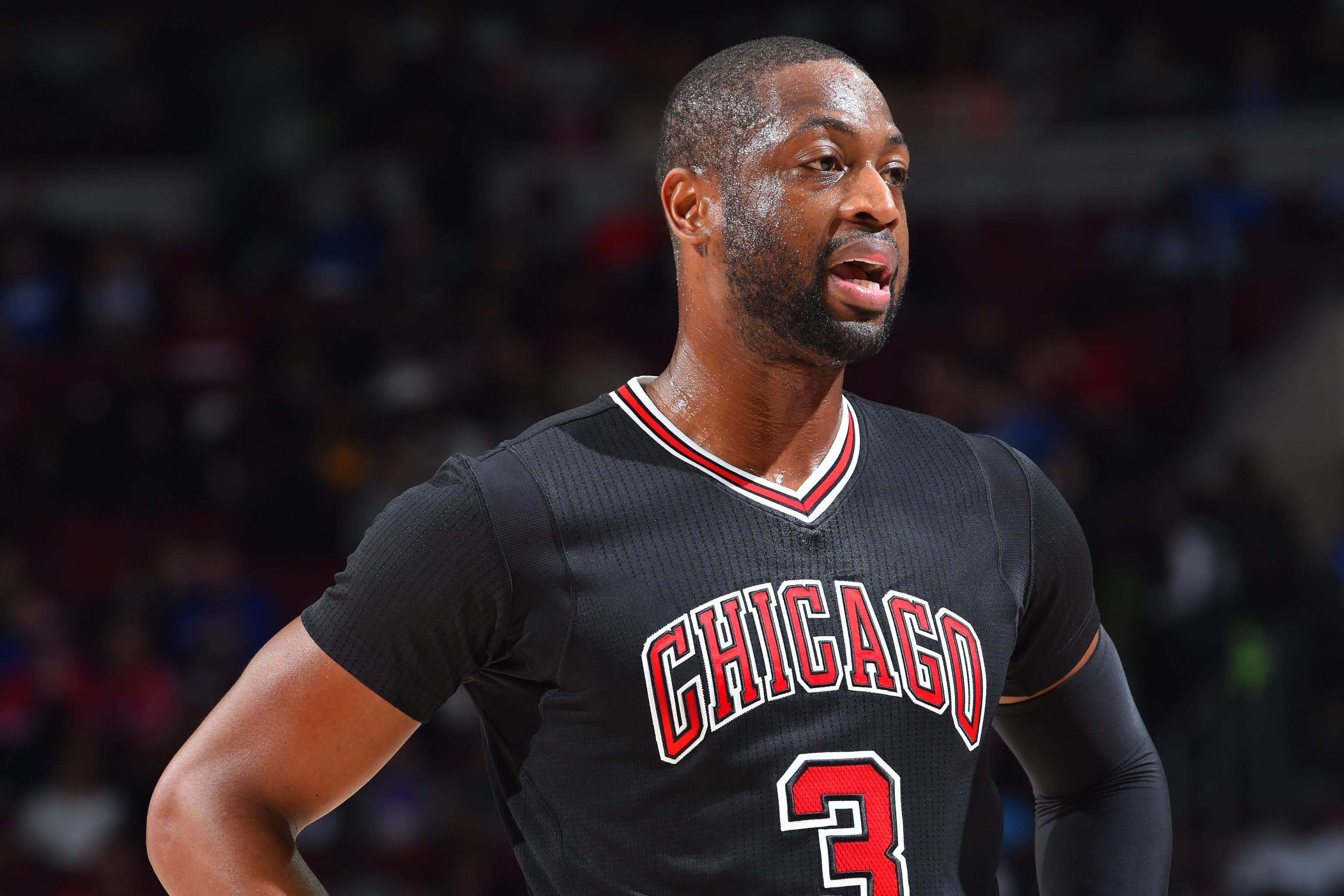 Dwyane Wade Injury: Updates on Bulls Star's Wrists and Return, News,  Scores, Highlights, Stats, and Rumors