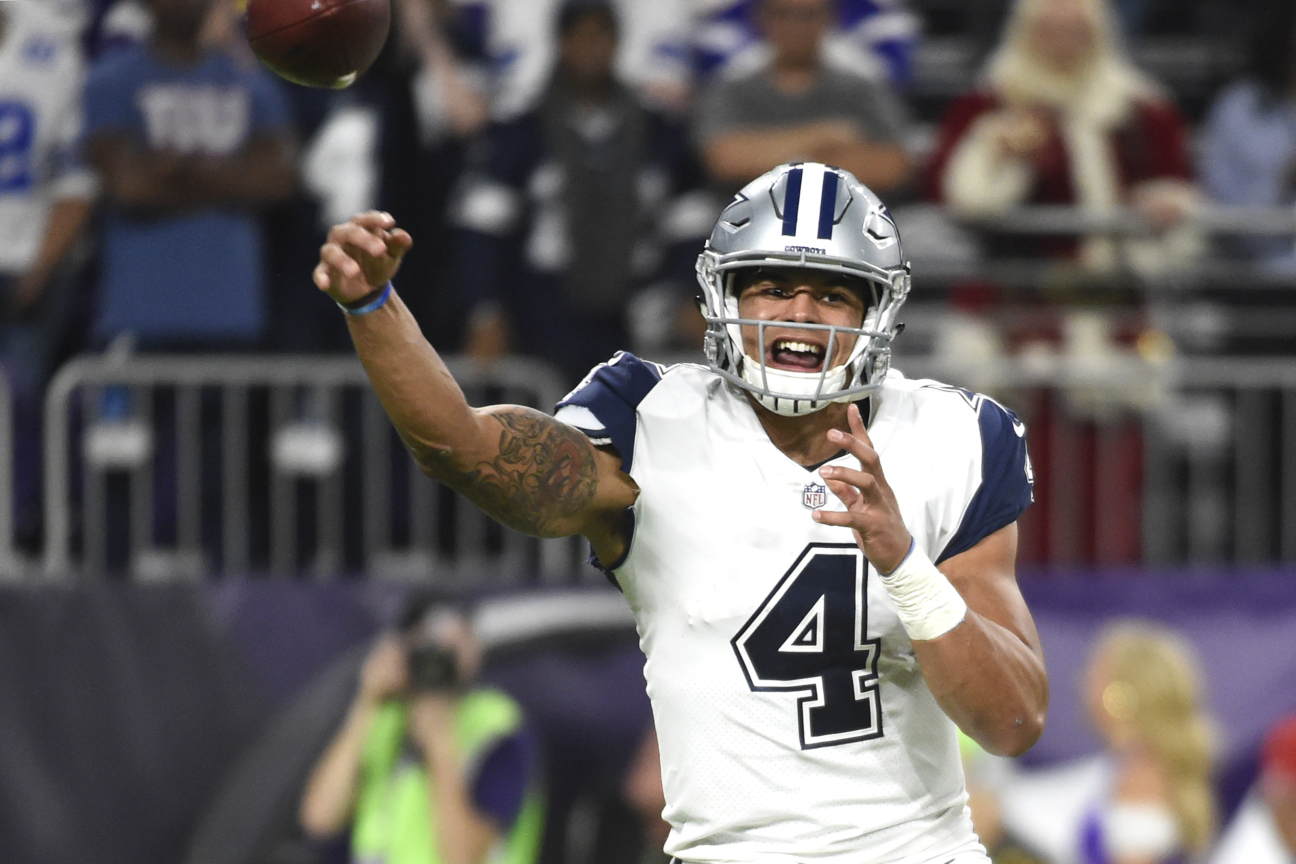 Cowboys vs Vikings live updates: 'Sunday Night Football' Dak Prescott news,  score, stats and highlights - The Athletic