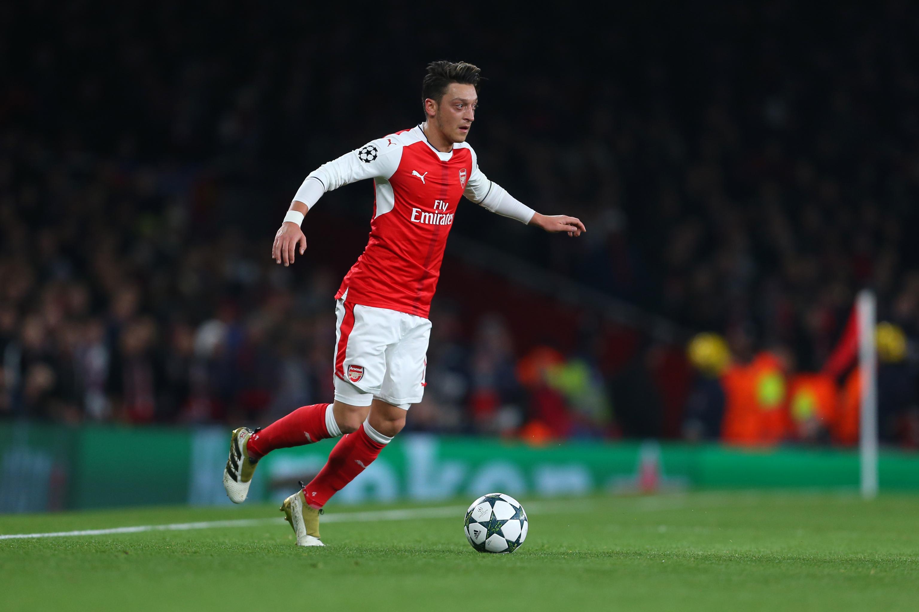 Mesut Ozil refuses to rule out Real Madrid return