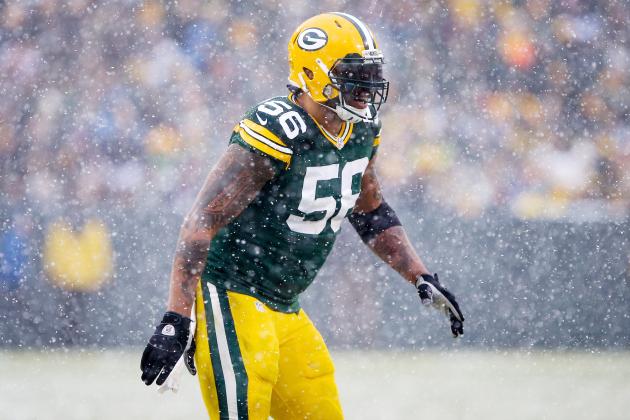 GREEN BAY, WI - DECEMBER 04: Julius Peppers #56 of the Green Bay Packers plays defensive end in the fourth quarter against the Houston Texans at Lambeau Field on December 4, 2016 in Green Bay, Wisconsin. (Photo by Dylan Buell/Getty Images)