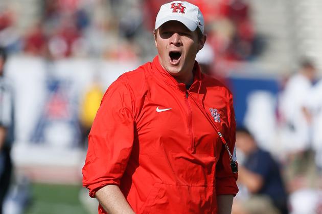 HOUSTON, TX - DECEMBER 05:  Offensive Coordinator/Quarterback coach Major Applewhite of the Houston Cougars at TDECU Stadium on December 5, 2015 in Houston, Texas. Houston won 24-13 to win the AAC Championship over the Temple Owls.  (Photo by Bob Levey/Getty Images)