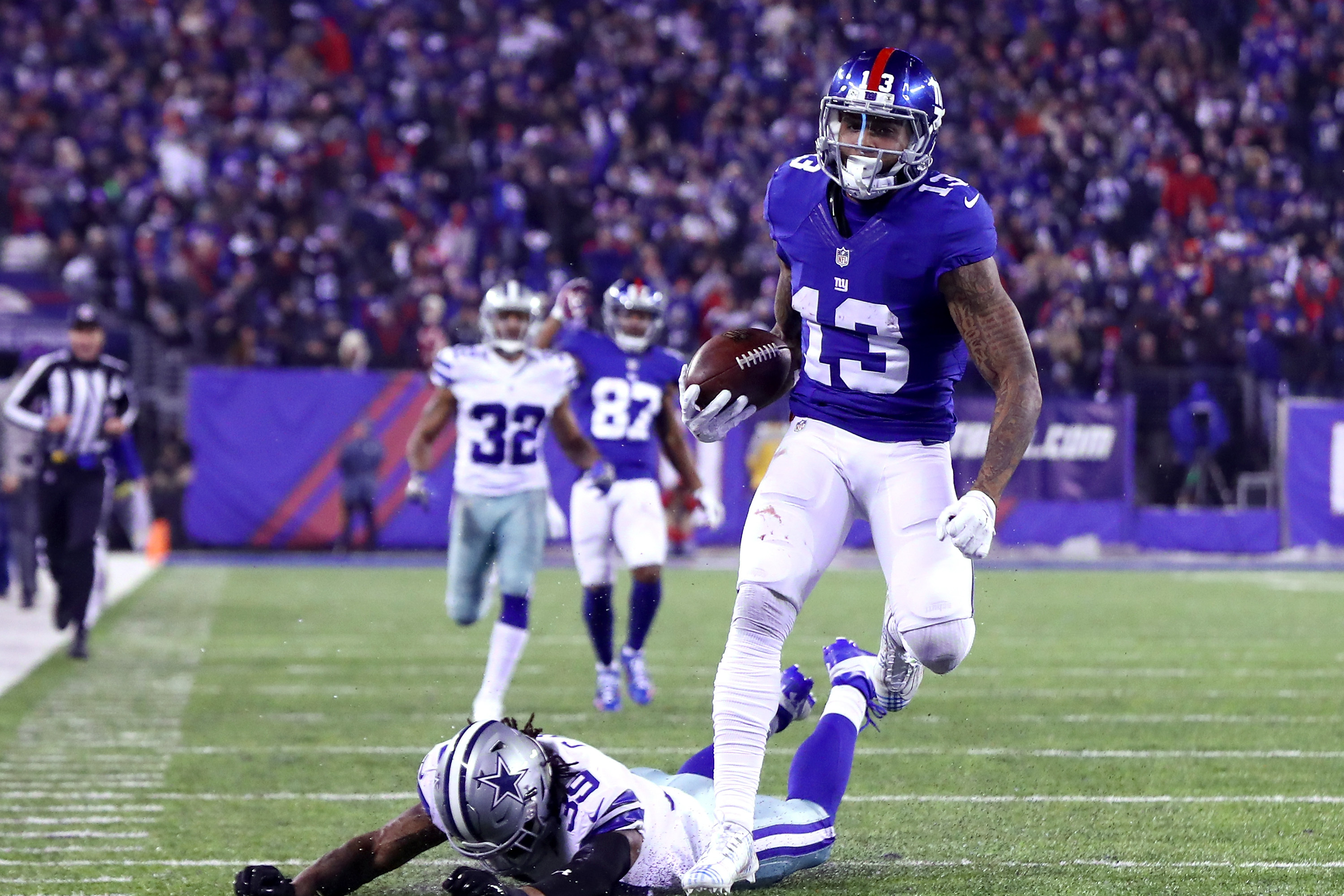 Social media reacts as Cowboys dominate Giants on Sunday Night