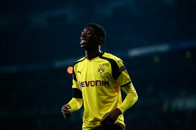 MADRID, SPAIN - DECEMBER 07: Ousmane Dembele of Borussia Dortmund reacts to missing a chance during the UEFA Champions League Group F match between Real Madrid CF and Borussia Dortmund at the Bernabeu on December 7, 2016 in Madrid, Spain. (Photo by Gonzalo Arroyo Moreno/Getty Images)