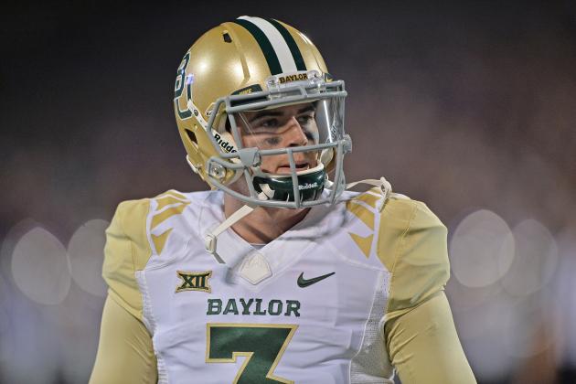 MANHATTAN, KS - NOVEMBER 05:  Quarterback Jarrett Stidham #3 of the Baylor Bears works out prior to a game against the Kansas State Wildcats on November 5, 2015 at Bill Snyder Family Stadium in Manhattan, Kansas.  (Photo by Peter G. Aiken/Getty Images)