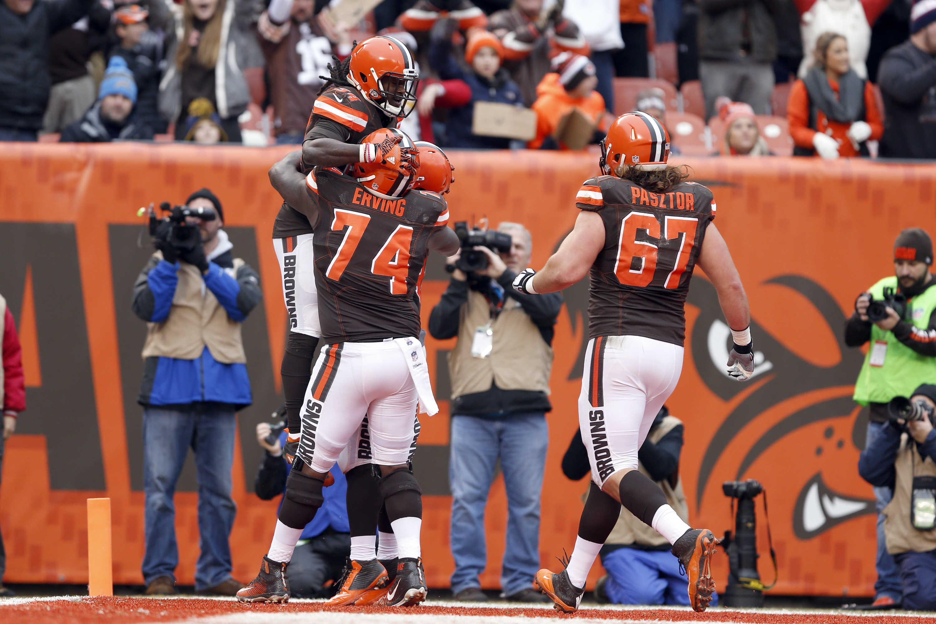 Cleveland Browns put full game together against San Diego Chargers