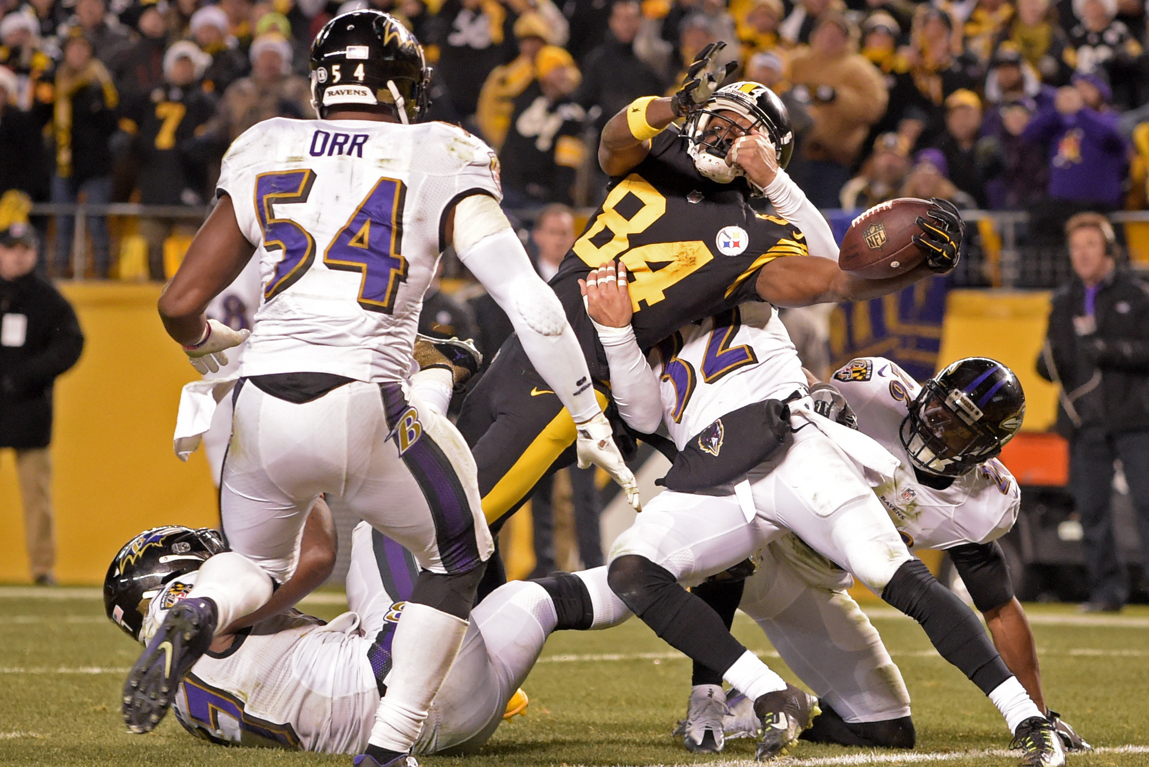 Ben Roethlisberger Passes to Antonio Brown for Game-Winning Touchdown vs.  Ravens, News, Scores, Highlights, Stats, and Rumors