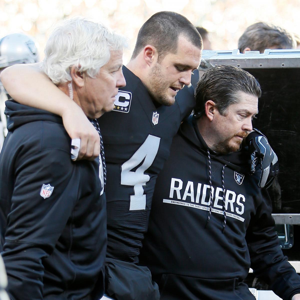 Oakland Raiders suffer huge blow after Derek Carr breaks leg, Oakland  Raiders