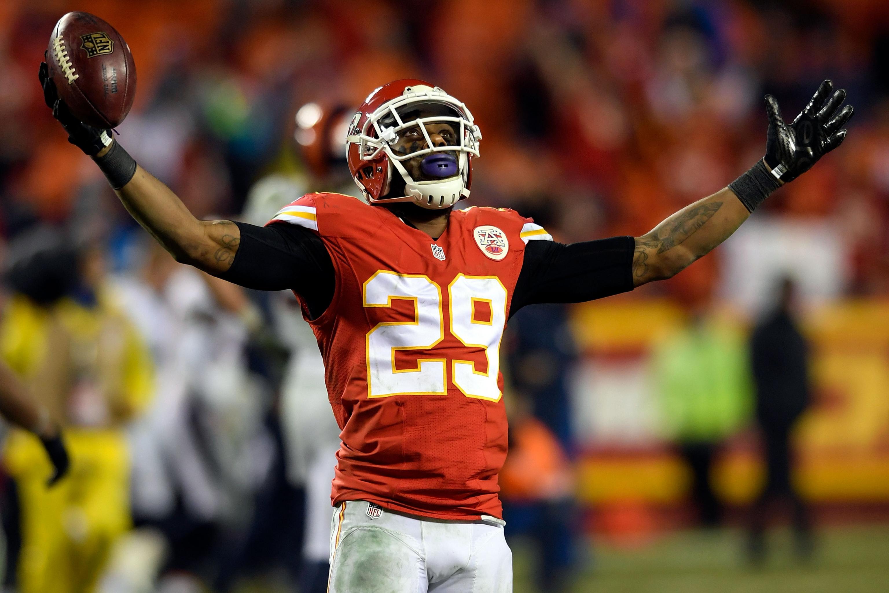 Chiefs eying AFC's playoff bye, Seahawks a postseason spot