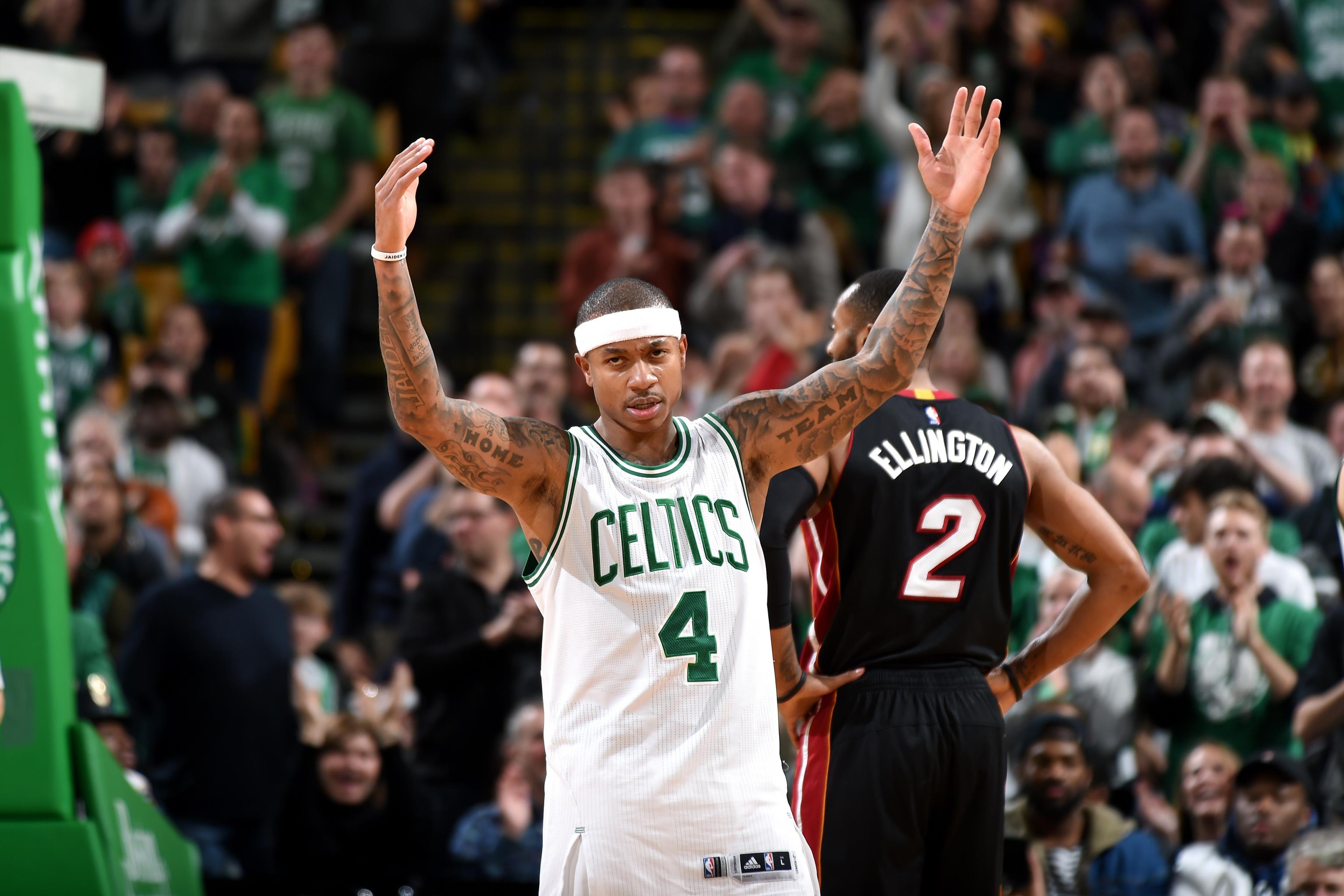 Isaiah Thomas leads Celtics yet again in fourth quarter