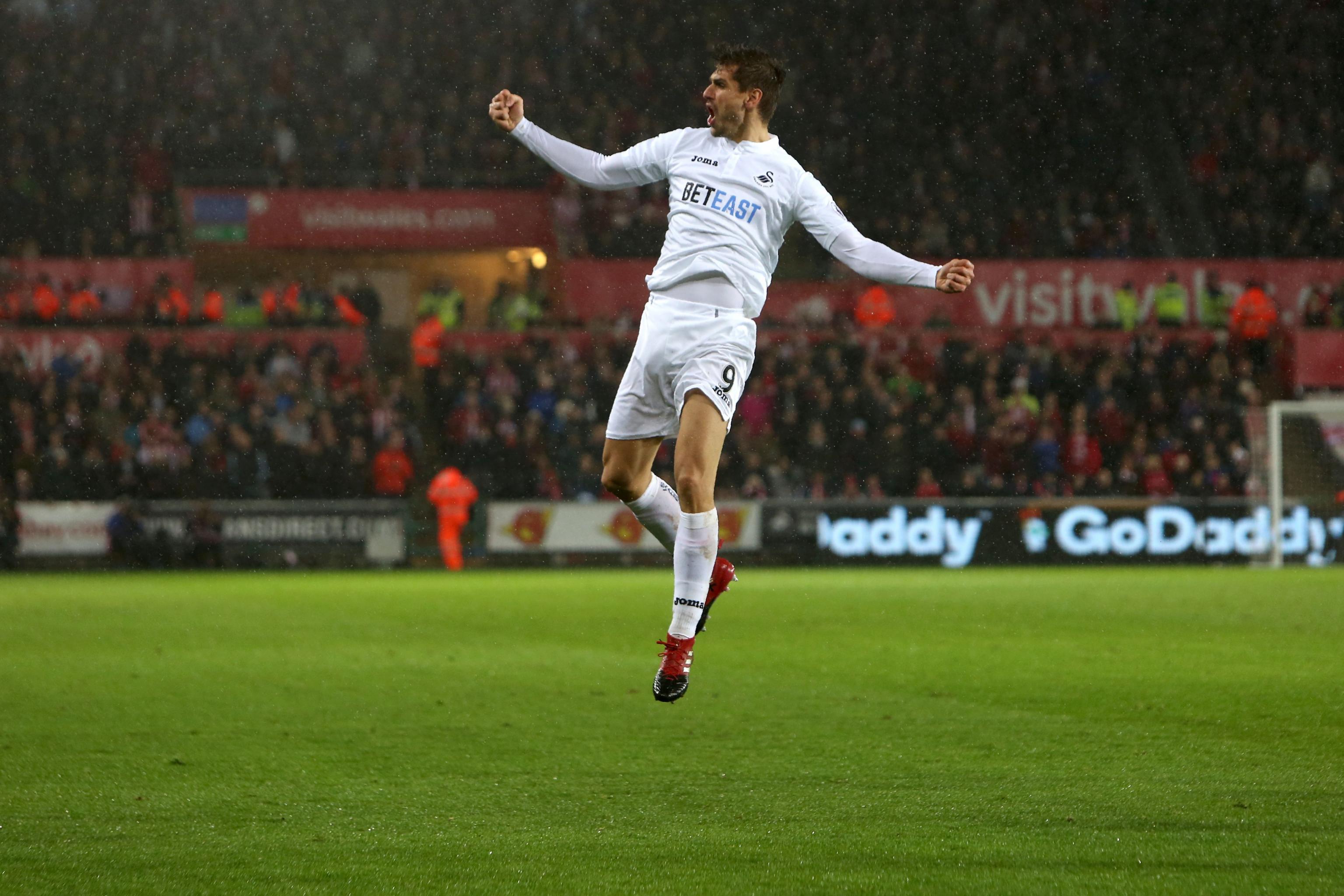 Fernando Llorente Signs Deal With Tottenham From Swansea On Deadline Day Bleacher Report Latest News Videos And Highlights