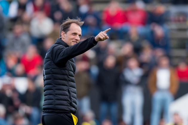 CADIZ, SPAIN - JANUARY 07: Head couch Thomas Tuchel of Dortmund gestures during the friendly match between Borussia Dortmund v PSV Eindhoven - Friendly Match at Estadio Municipal La Linea de la Concepcion on January 7, 2017 in Cadiz, Spain. (Photo by TF-Images/Getty Images)