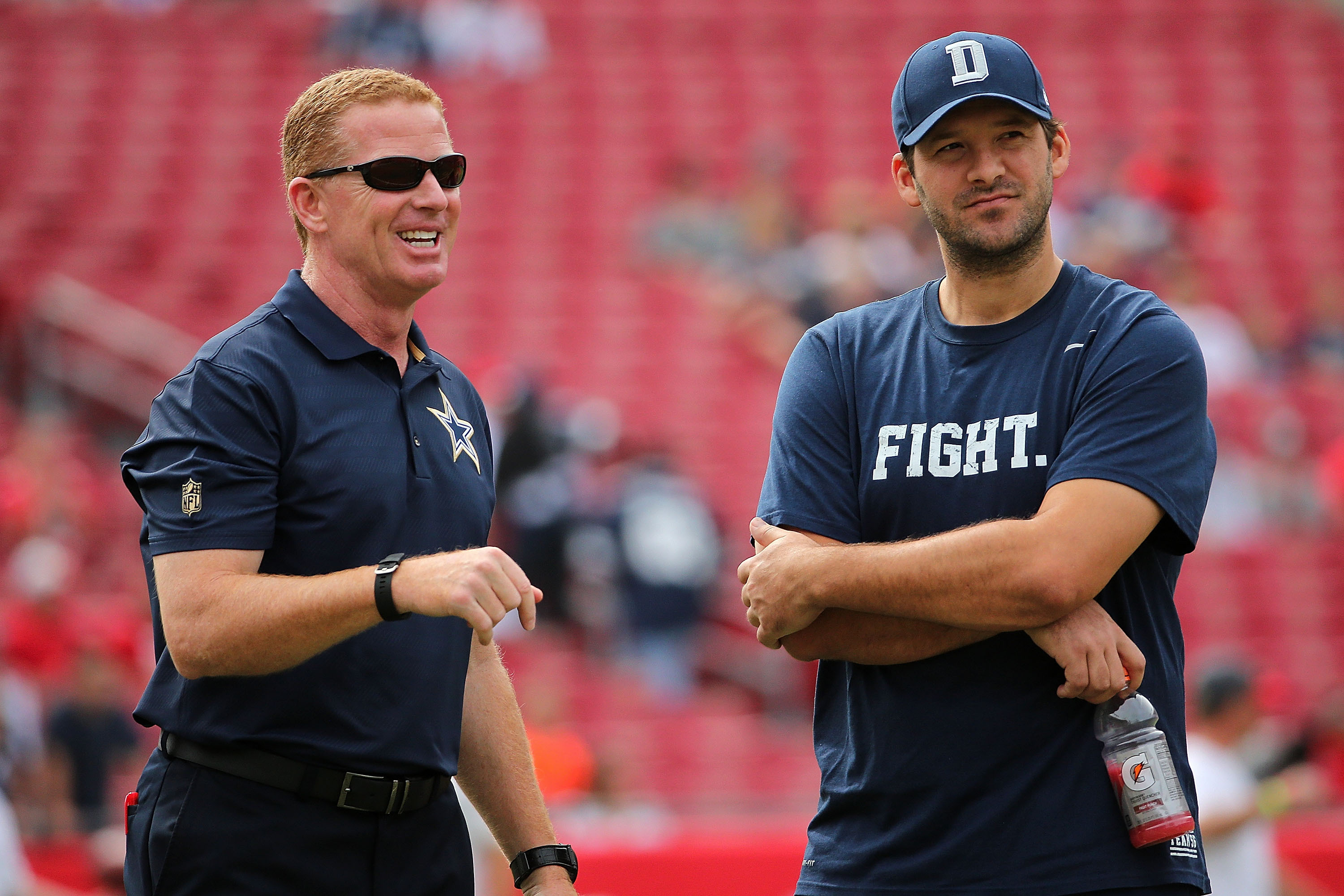 Jones, Garrett never considered benching an off Prescott with Romo