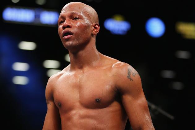 NEW YORK, NY - DECEMBER 07: Zab Judah looks on between rounds against Paulie Malignaggi during their fight for the NABF welterweight title at the Barclays Center on December 7, 2013 in the Brooklyn Borough of New York City. (Photo by Al Bello/Getty Images)