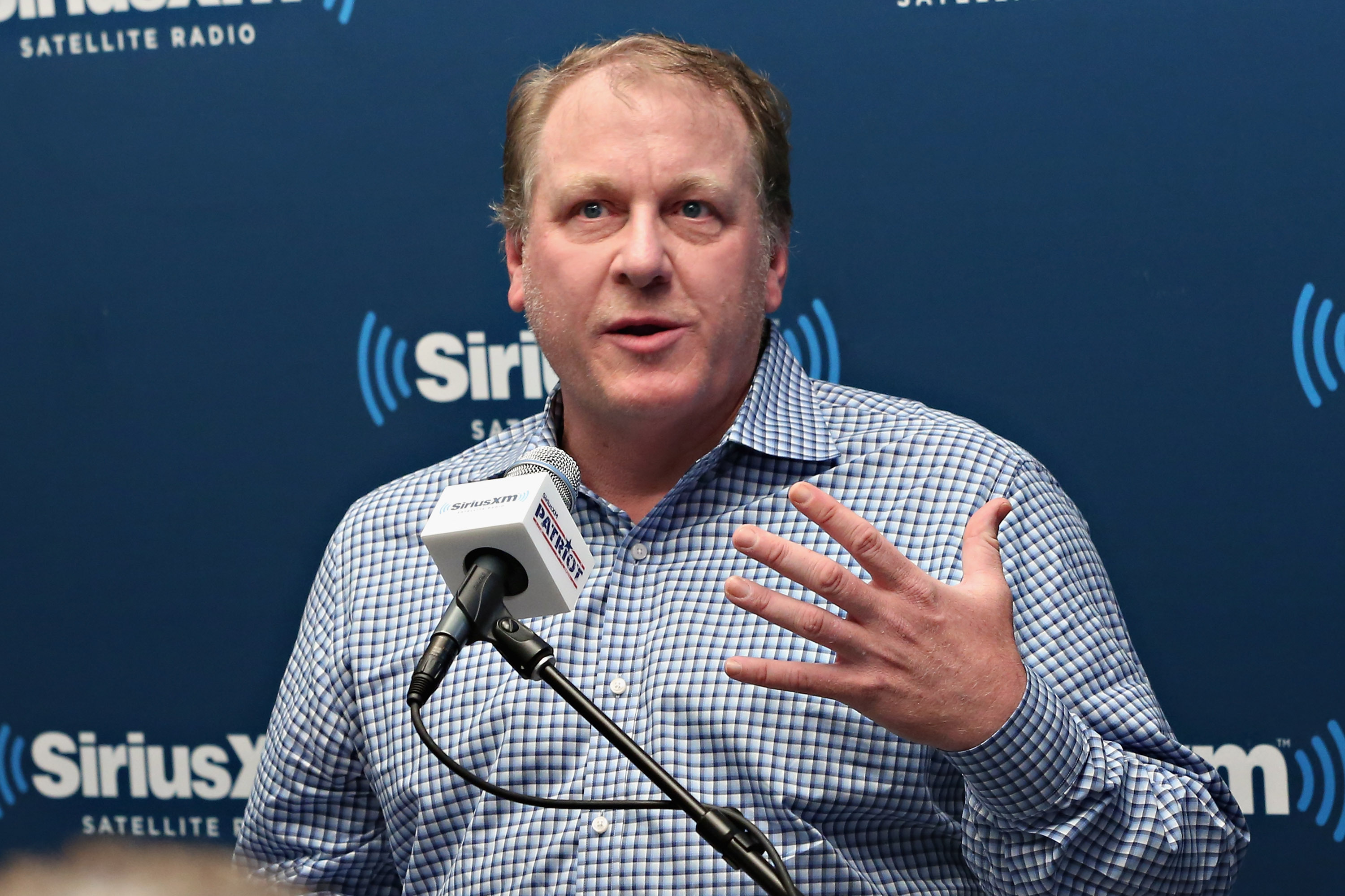 Curt Schilling continues transphobic rant on Twitter after being fired from  ESPN