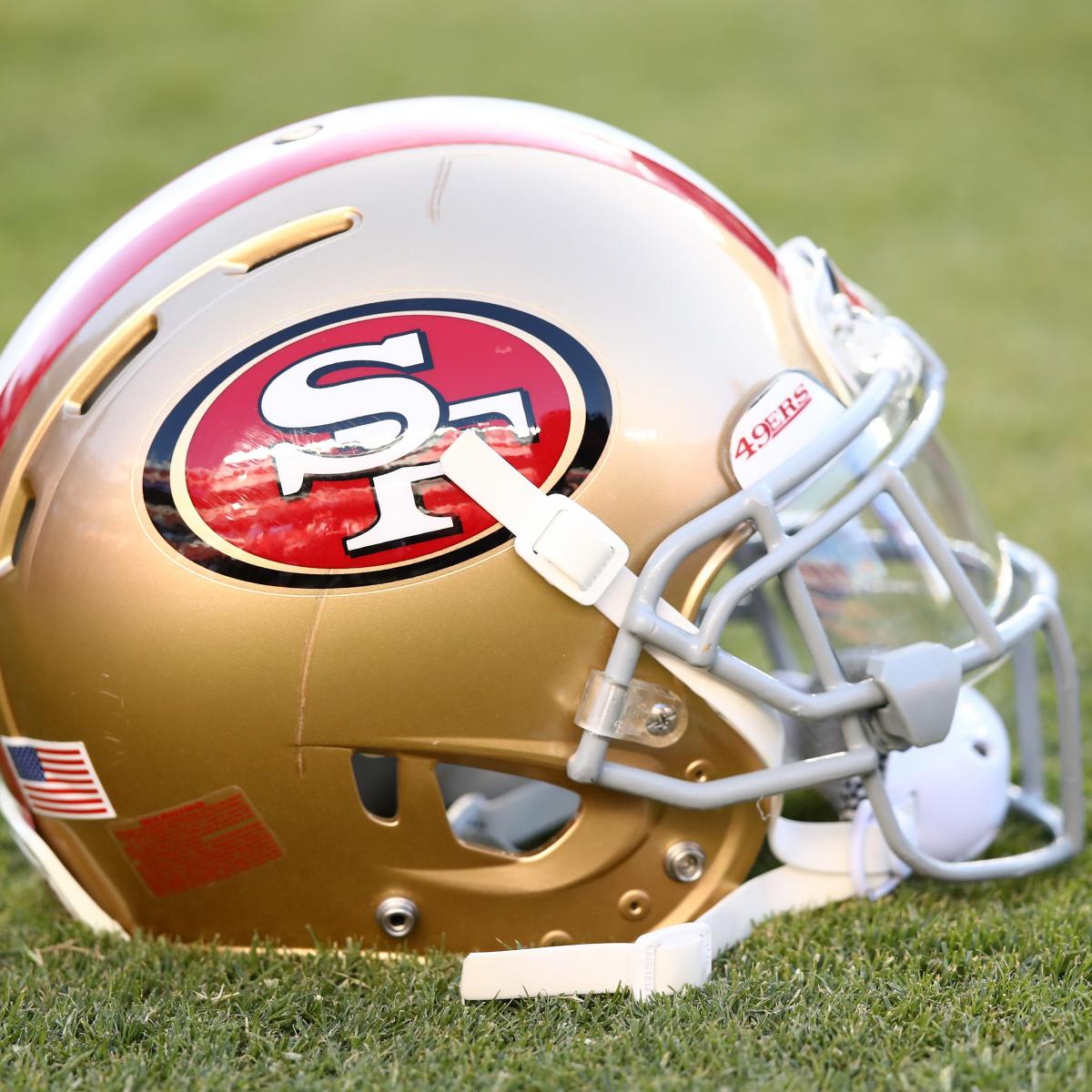 San Francisco 49ers general manager John Lynch stands on the field during  an NFL football game against the Arizona Cardinals, Sunday, Jan.8, 2023, in  Santa Clara, Calif. (AP Photo/Scot Tucker Stock Photo 