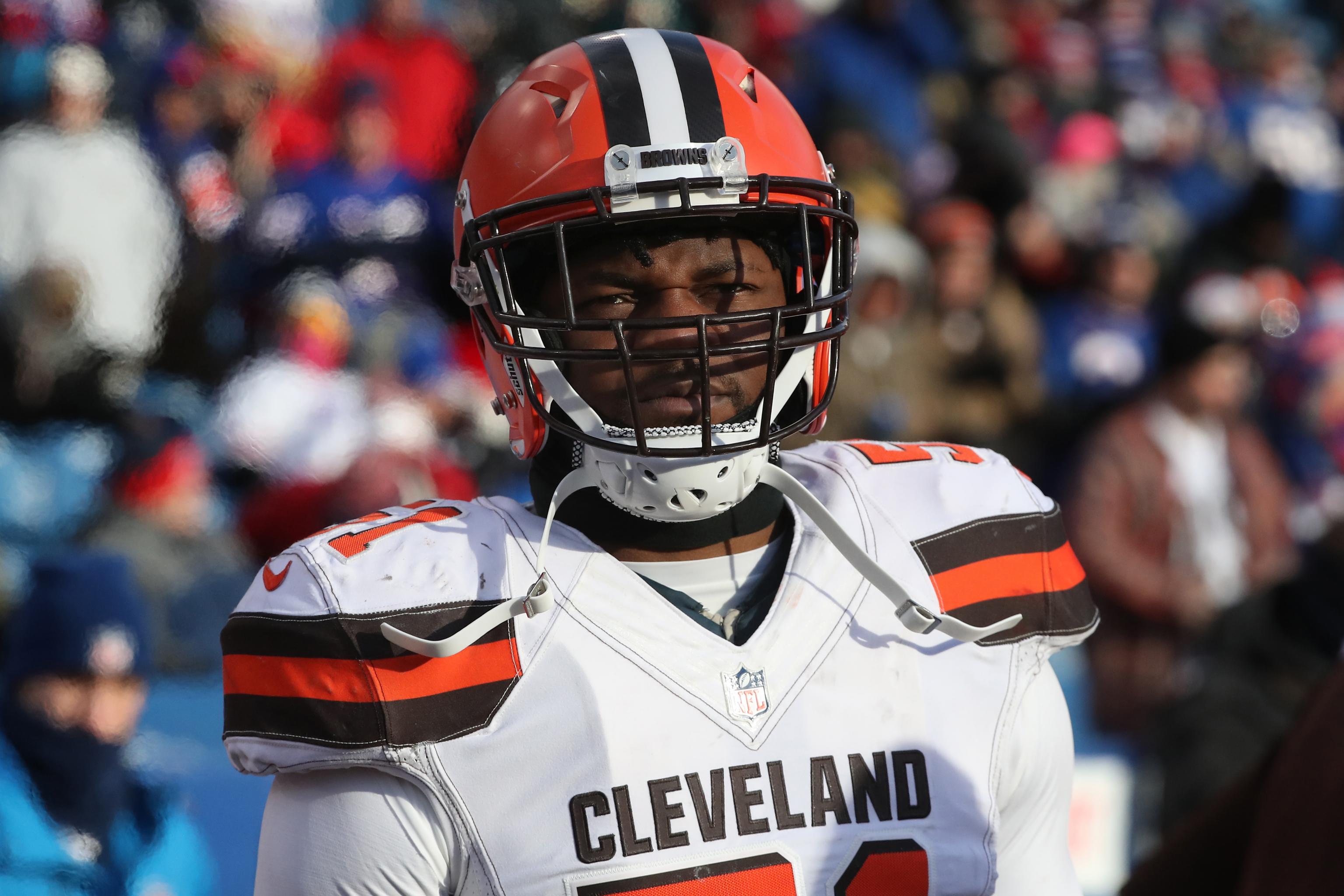 Browns confirm four-year contract extension with LB Jamie Collins - Dawgs  By Nature