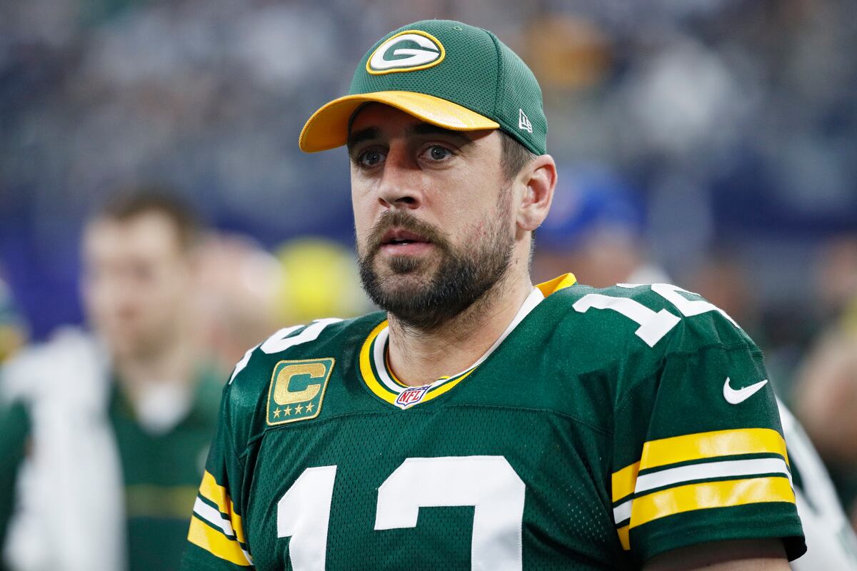Aaron Rodgers and Various Packers WRs Dealing with Illness