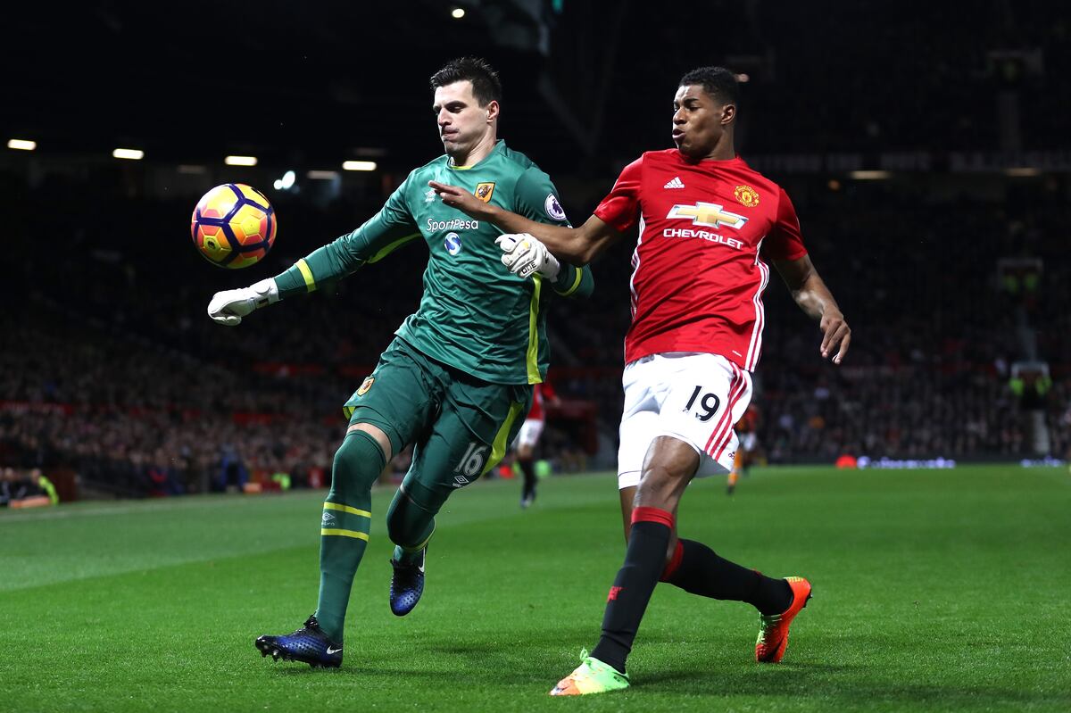 Manchester United vs. Hull City: Score, Reaction from 2017 ...