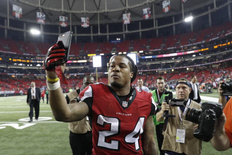 Patriots vs. Falcons: TV Info, Spread, Injury Updates, Game Time for Super Bowl