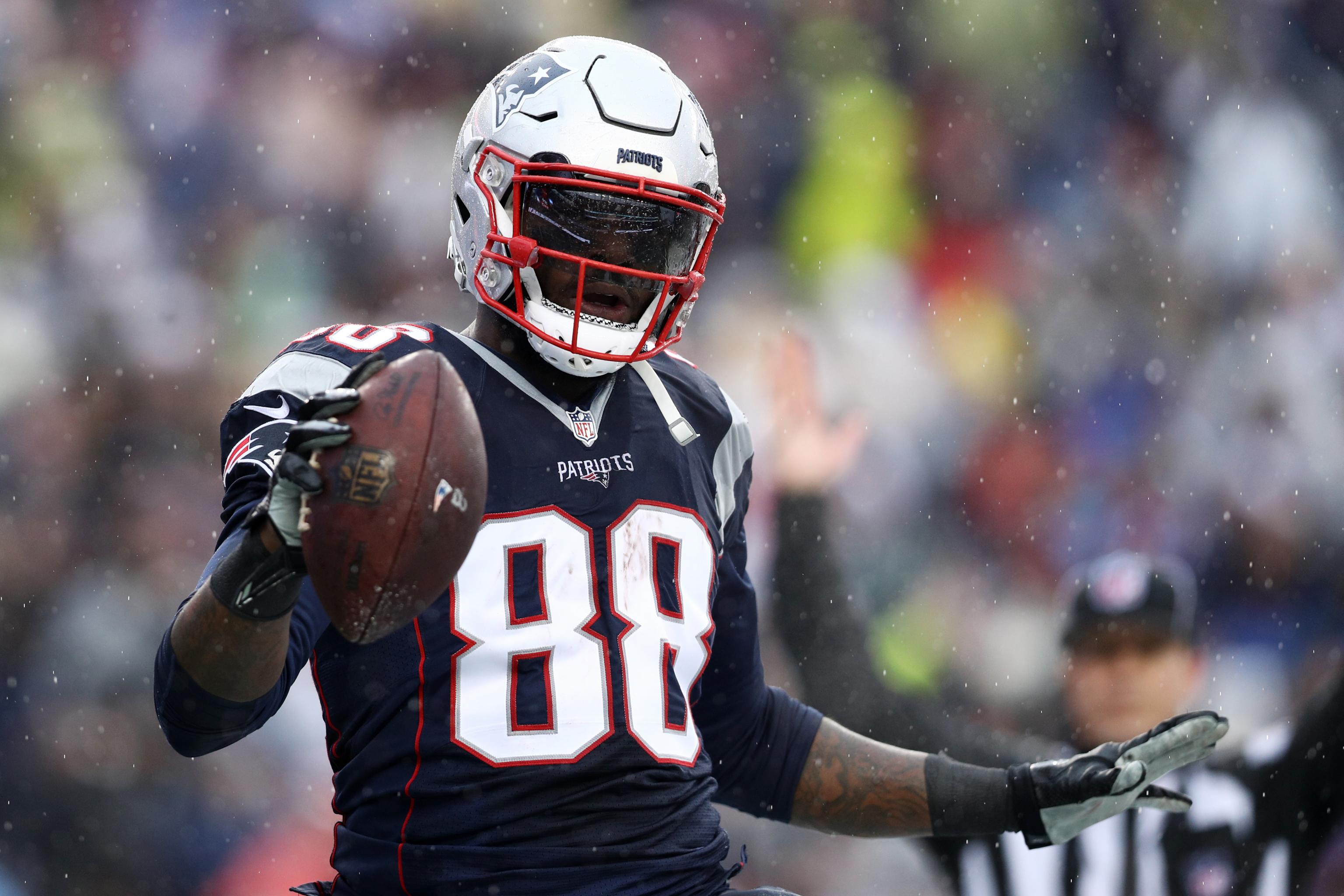 Martellus Bennett to sit out Patriots' White House trip after