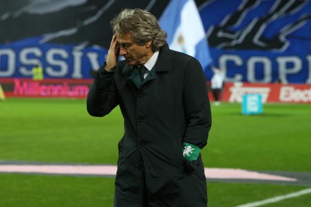 PORTO, PORTUGAL - FEBRUARY 4: Sporting CP's head coach Jorge Jesus from Portugal before the start of the Primeira Liga match between FC Porto and Sporting CP at Estadio do Dragao on February 4, 2017 in Porto, Portugal. (Photo by Gualter Fatia/Getty Images)
