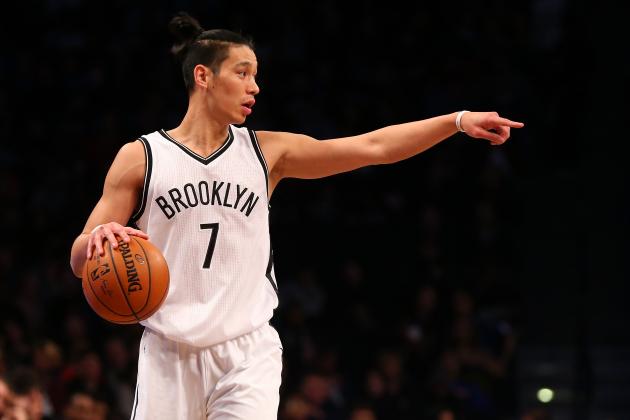 NEW YORK, NY - DECEMBER 26:  Jeremy Lin #7 of the Brooklyn Nets in action against the Charlotte Hornets at Barclays Center on December 26, 2016 in Brooklyn borough of New York City. NOTE TO USER: User expressly acknowledges and agrees that, by downloading and or using this photograph, User is consenting to the terms and conditions of the Getty Images License Agreement.  (Photo by Mike Stobe/Getty Images)