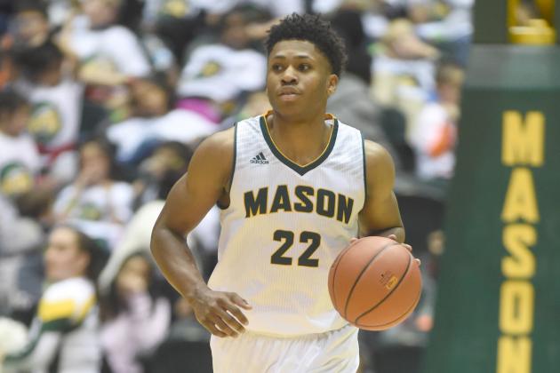 FAIRFAX, VA - DECEMBER 22: Marquise Moore #22 of the George Mason Patriots dribbles up court during a college basketball game against the Prairie View A&M Panthers at the Eagle Bank Arena on December 22, 2016 in Fairfax, Virginia. The Patriots won 75-59. (Photo by Mitchell Layton/Getty Images)