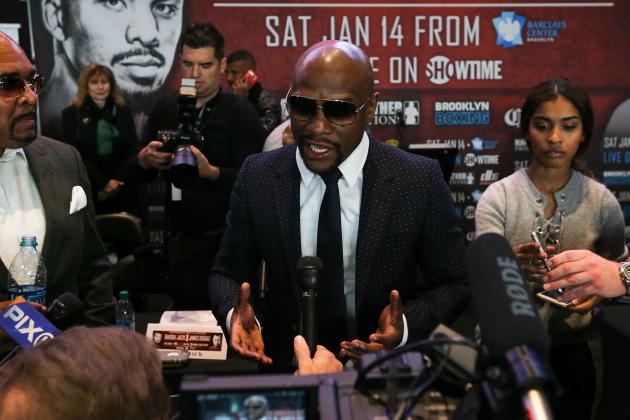 NEW YORK, NY - NOVEMBER 16:  President of Mayweather Promotions Floyd Mayweather addresses the media after the press conference announcing the Badou Jack v James DeGale Super Middleweight World Title Unification Bout at Barclays Center on November 16, 2016 in the Brooklyn borough of New York City.  (Photo by Michael Reaves/Getty Images)