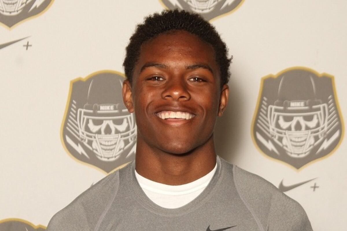 4-Star WR Prospect Jahan Dotson Commits to UCLA over Clemson, Alabama