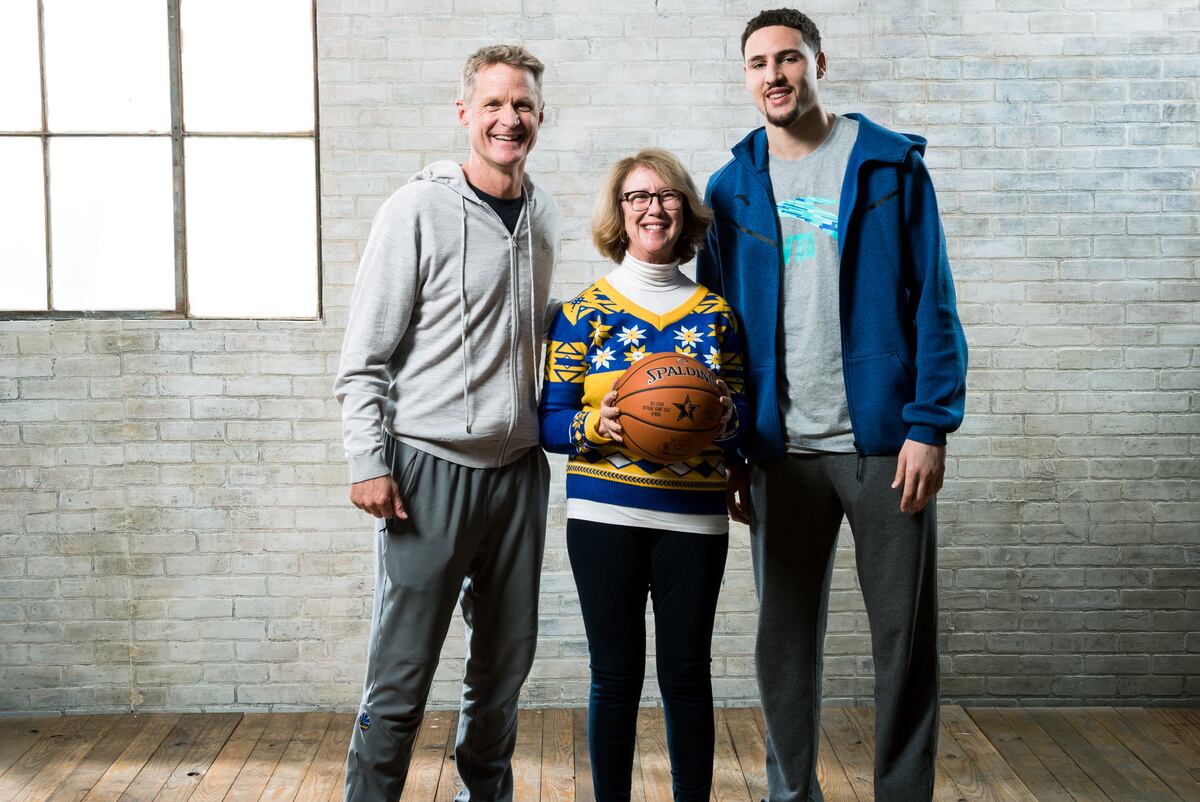 Warriors' 'Dance Cam Mom' Attends All-Star Weekend, Dances with Steph