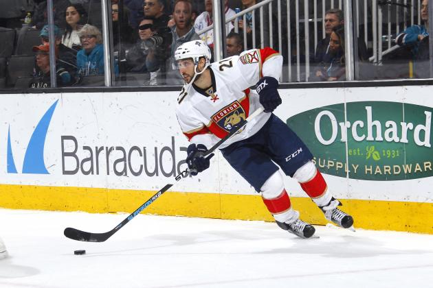 SAN JOSE, CA - FEBRUARY 15: Vincent Trocheck #21 of the Florida Panthers skates with the puck against the San Jose Sharks at SAP Center on February 15, 2017 in San Jose, California. (Photo by Rocky W. Widner/NHL/Getty Images)