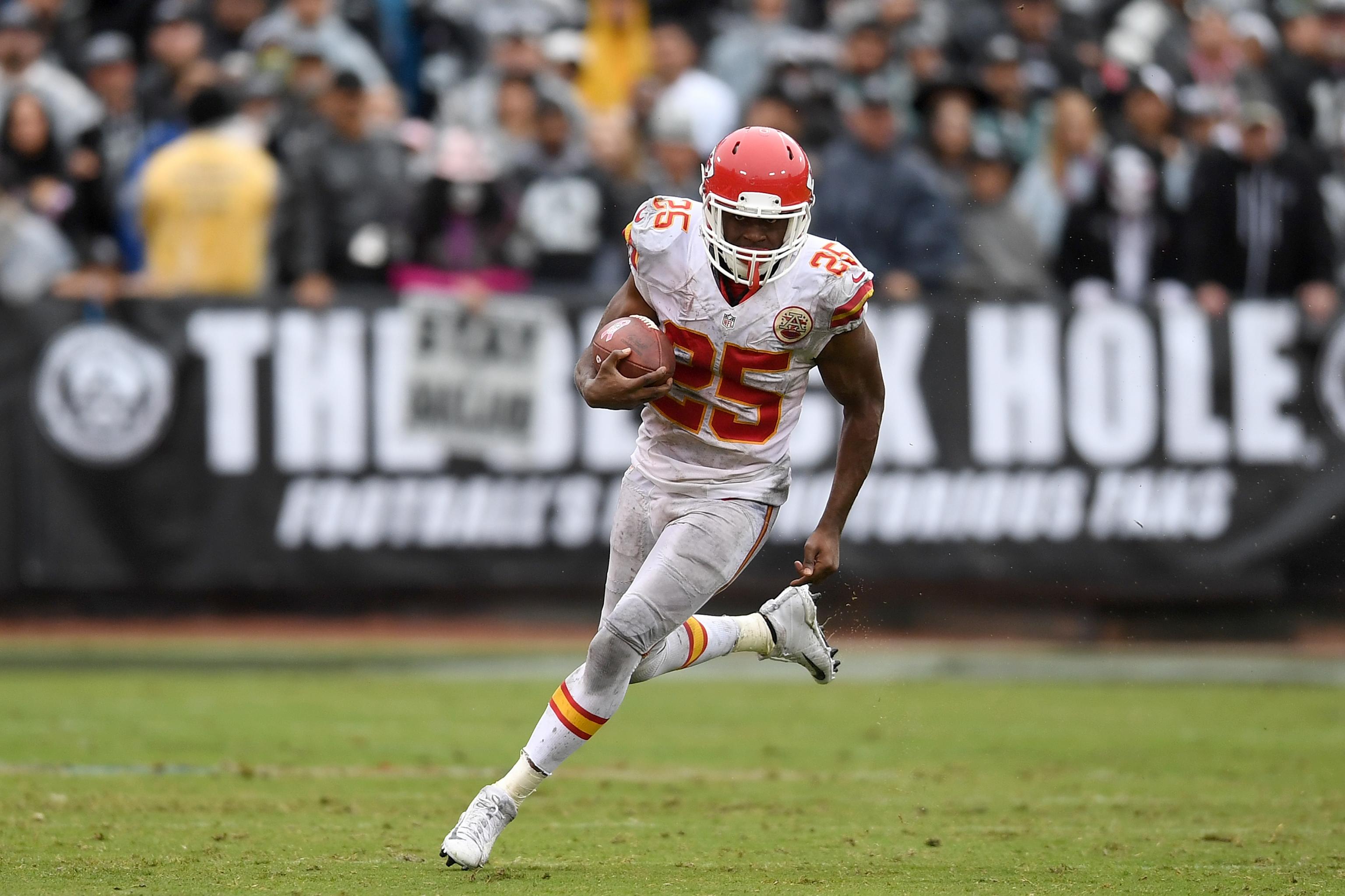 Once a Chief, Always a Chief,' Jamaal Charles signs one-day