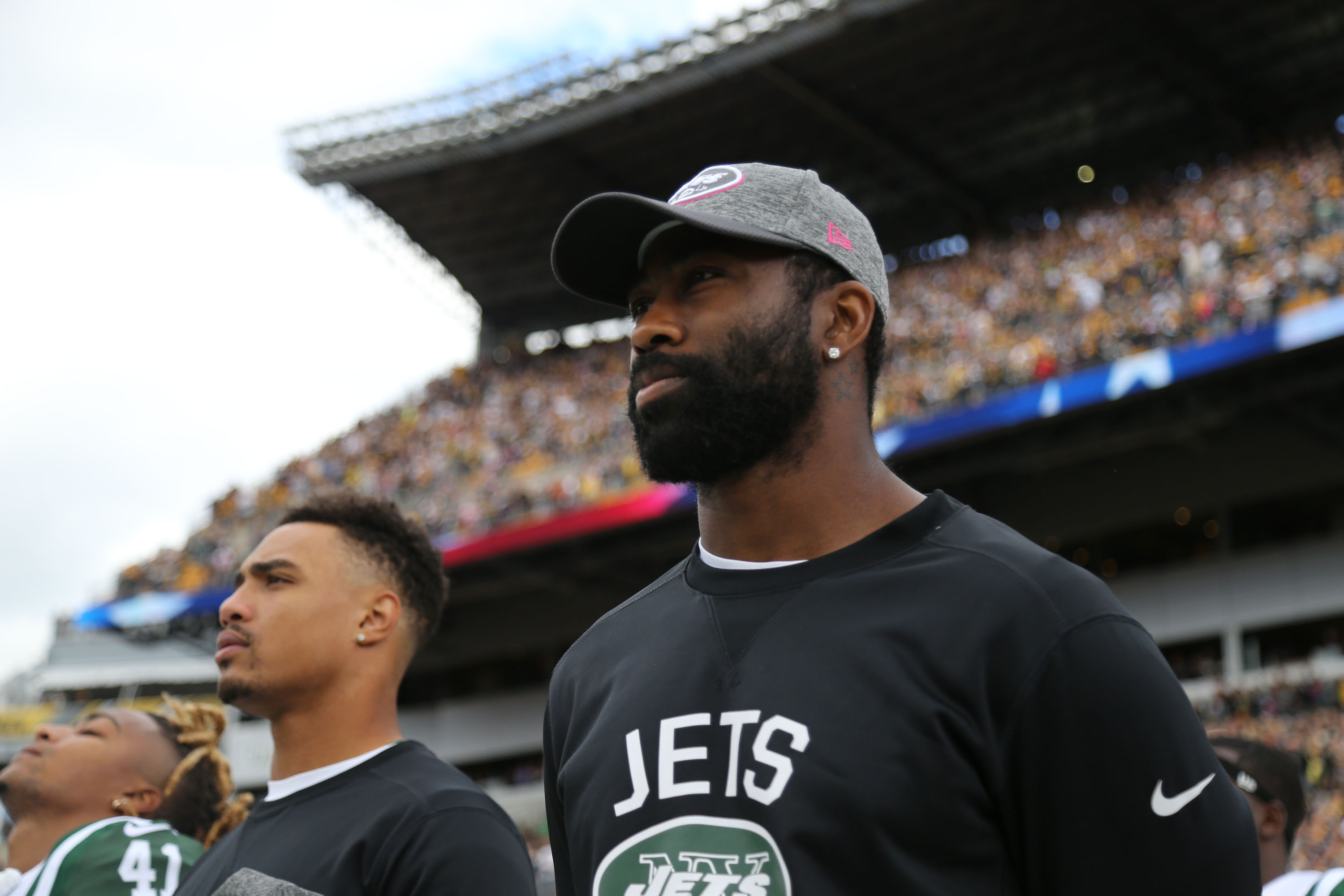 Darrelle Revis, Chiefs Agree to Contract After Missing 1st 11