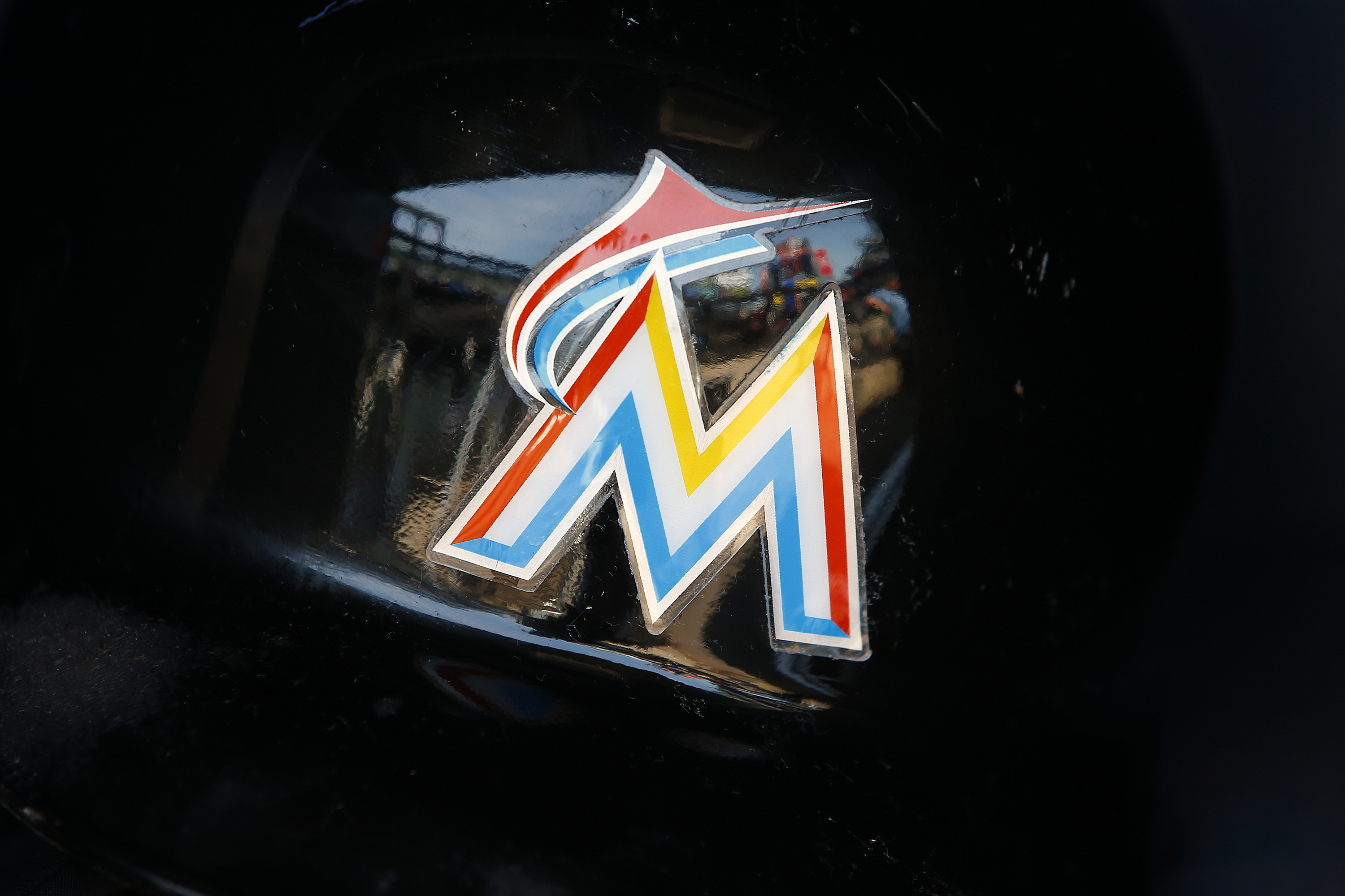 Derek Jeter And Michael Jordan Among Large Group Of Investors Purchasing  The Miami Marlins •