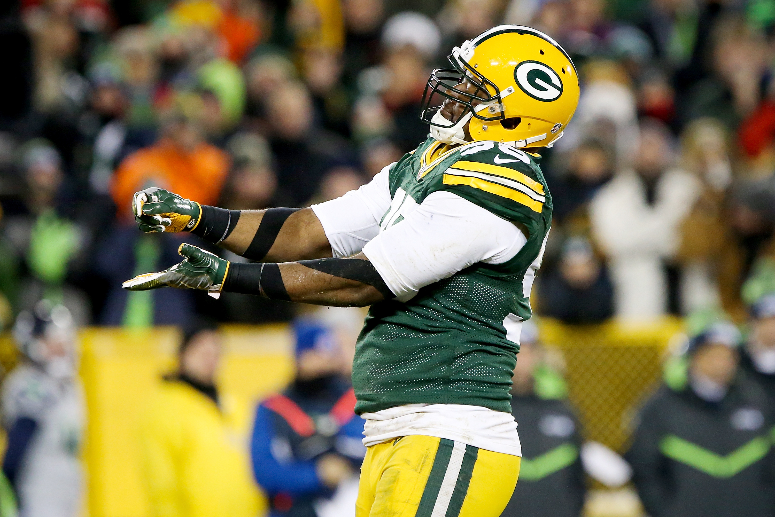 Report: Packers decline 5th-year option on Datone Jones