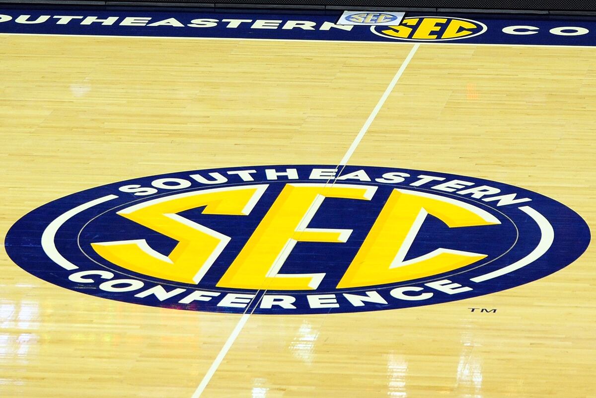 SEC Tournament 2017 Round 1 Scores, Updated Bracket and Round 2