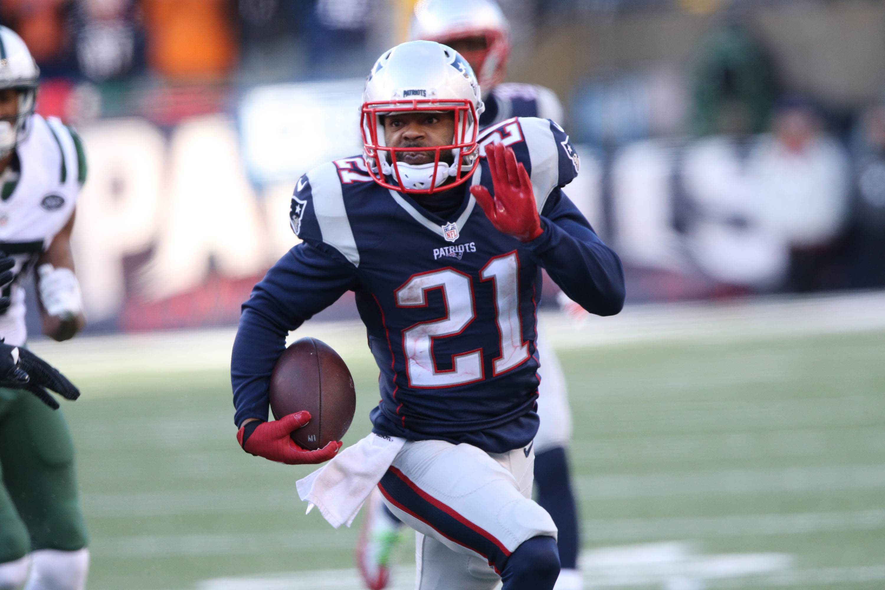 Patriots land WR Brandin Cooks in trade with Saints