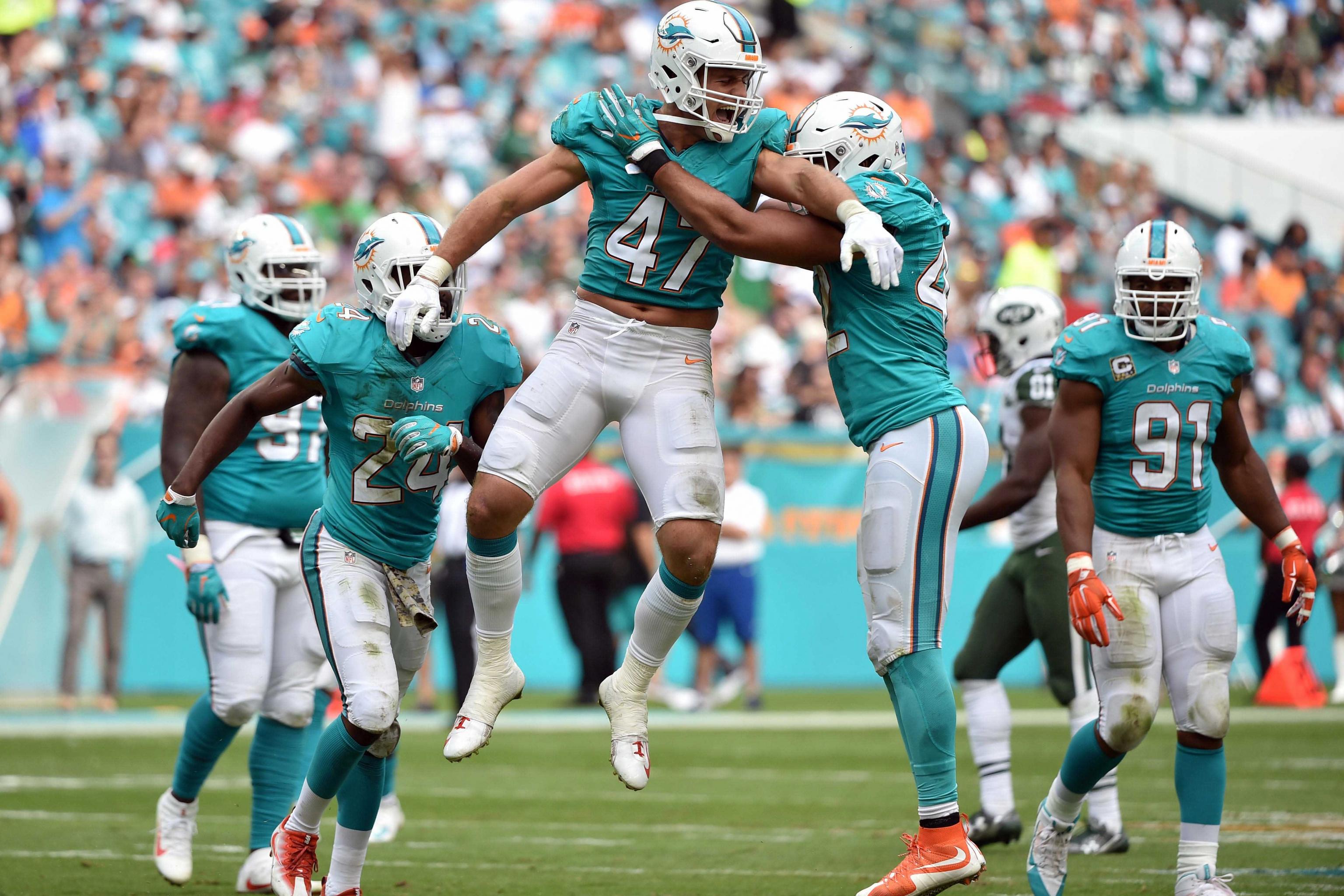 Kiko Alonso Agrees to 3-Year Contract Extension with Miami