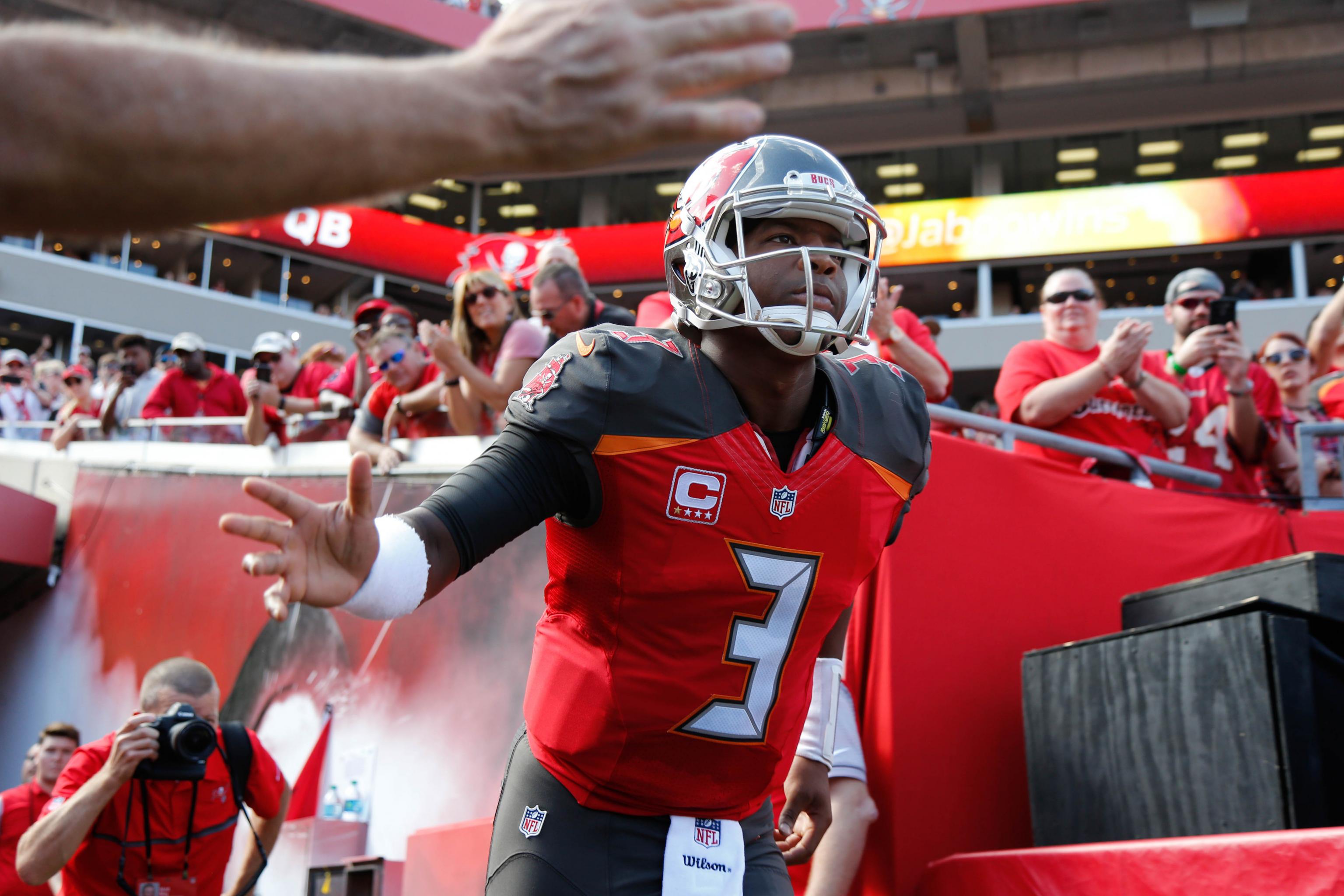 Jameis Winston stats: How the Bucs QB performed under pressure