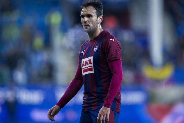 EIBAR, SPAIN - NOVEMBER 25: Kike Garcia of SD Eibar reacts during the La Liga match between SD Eibar and Real Betis Balompie at Ipurua Municipal Stadium on November 25, 2016 in Eibar, Spain. (Photo by Juan Manuel Serrano Arce/Getty Images)