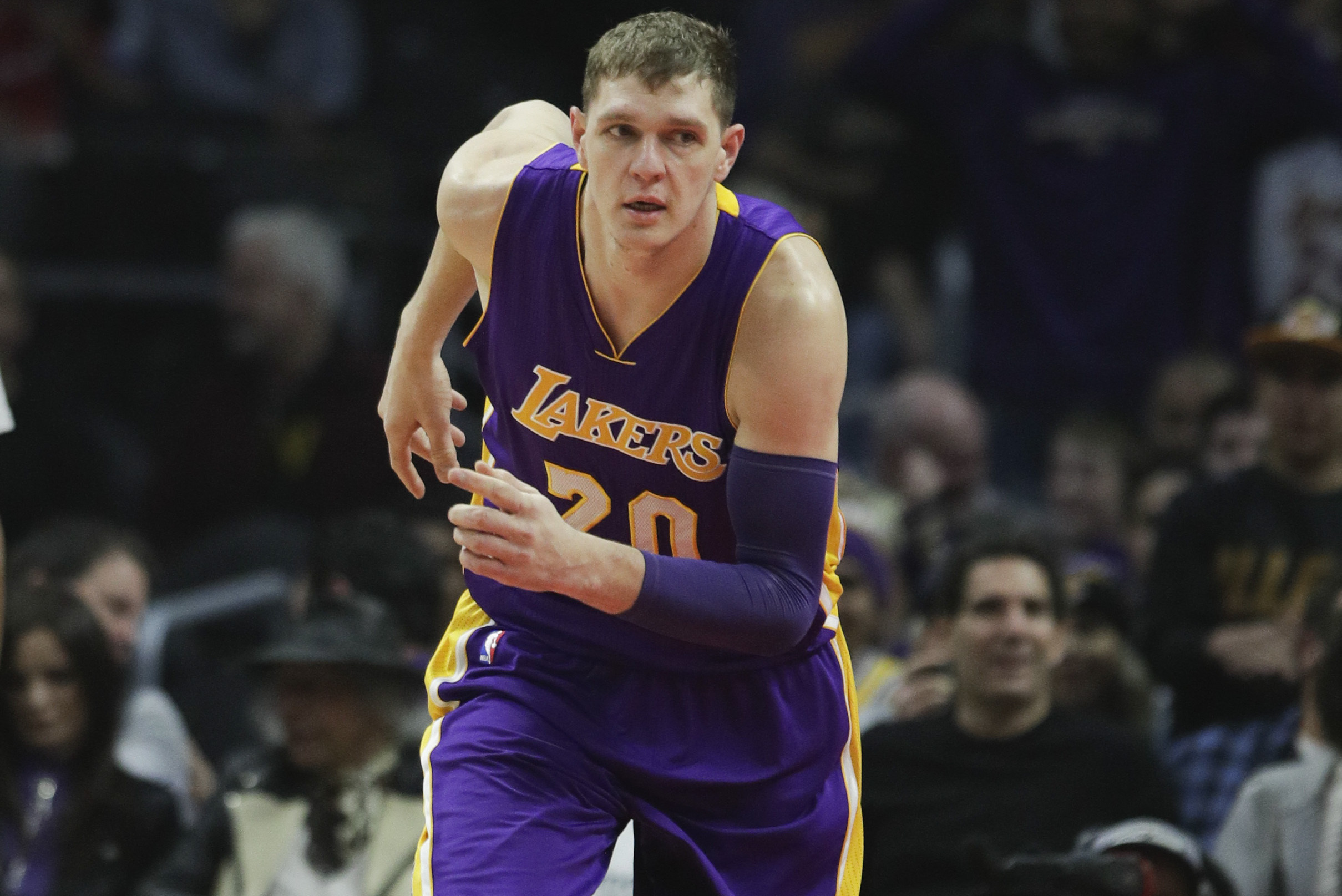 Timofey Mozgov scores 23 points in Nuggets 111-99 win over Lakers