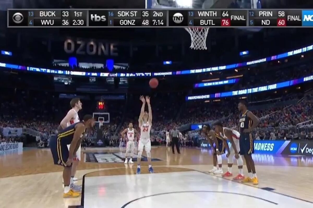 Florida's Canyon Barry Sinks Underhanded Free Throws vs. Eastern